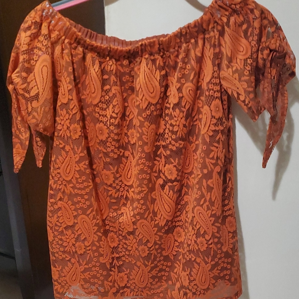 Blouse - Picture 2 of 2